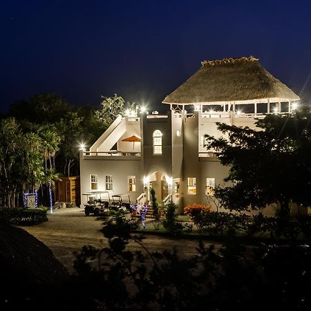 The Crimson Orchid Inn At Orchid Bay San Fernando Екстер'єр фото